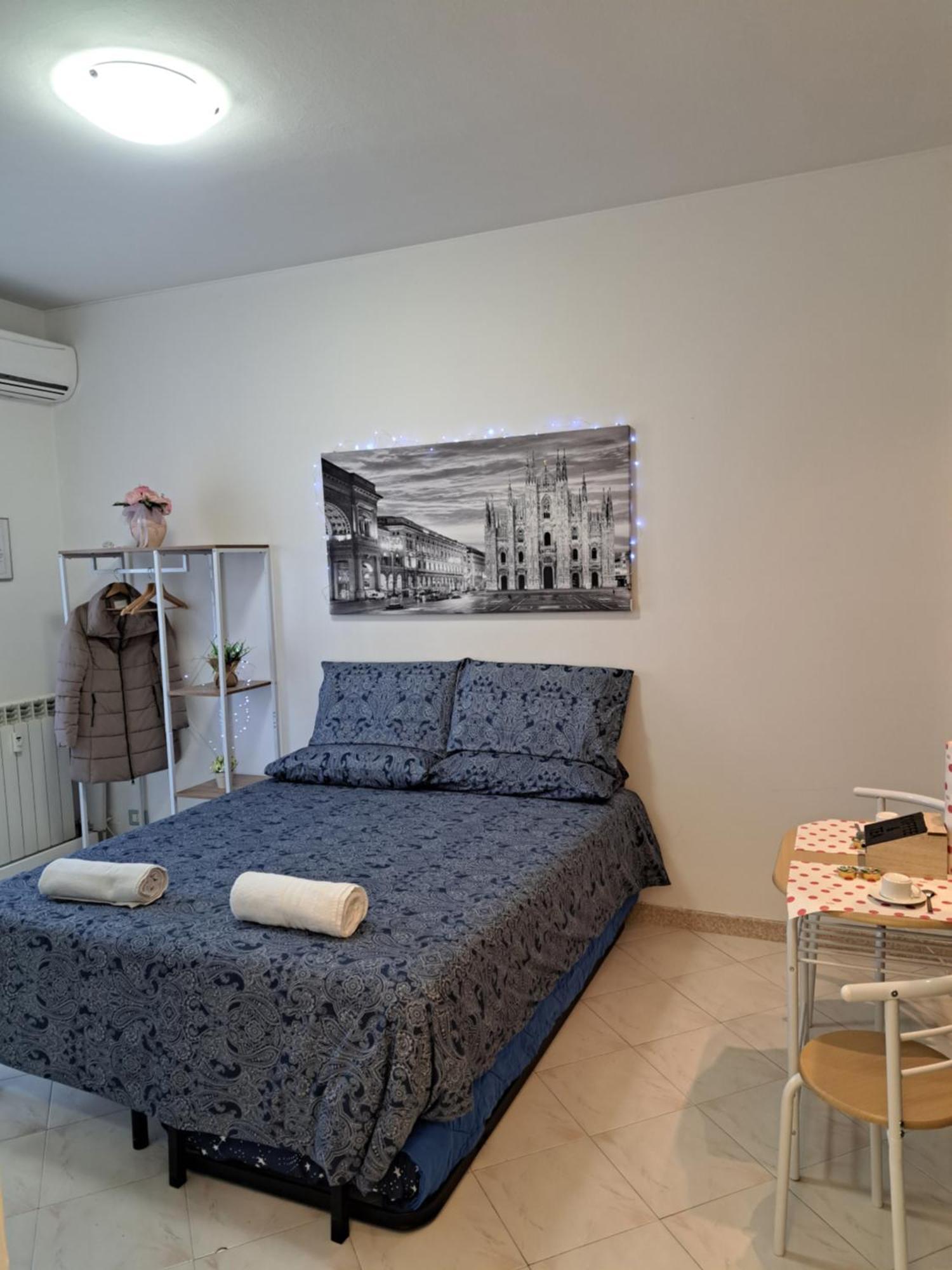 B&B Apartment San Siro Stadio 132 Mailand Exterior foto